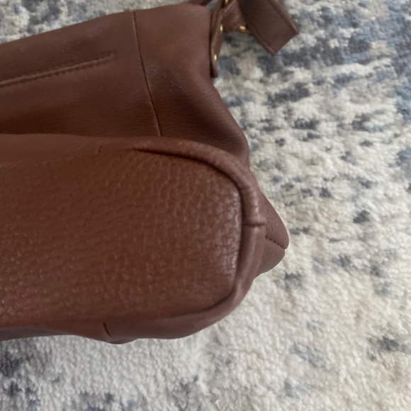 ELLIOTT LUCCA Purse Brown Leather Zip Lined Front/Rear Pocket Crossbody HandBag - Picture 4 of 11